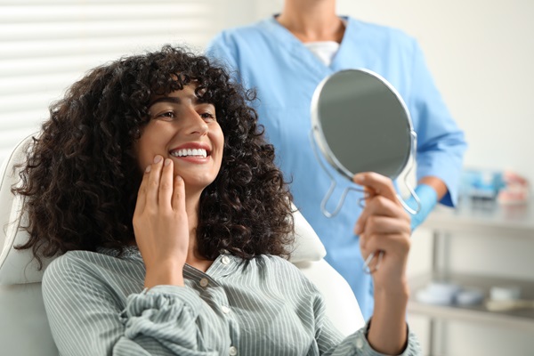 Make An Appointment With A Cosmetic Dentist