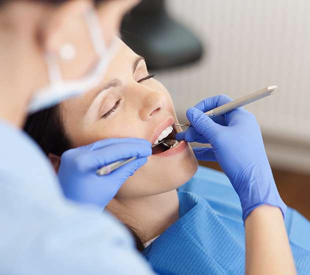 Hollywood Dental Restorations