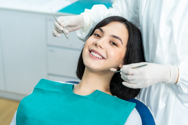 General Dentistry: Repairing Teeth with Dental Crowns from Allure Dental of Hollywood in Hollywood, FL